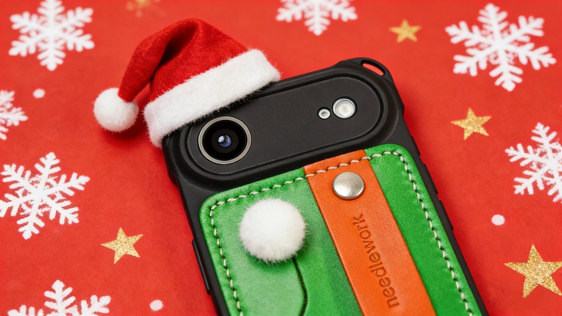 Christmas Traditions & Perfect Gifts: Handmade Leather Accessories for Joyful Celebrations