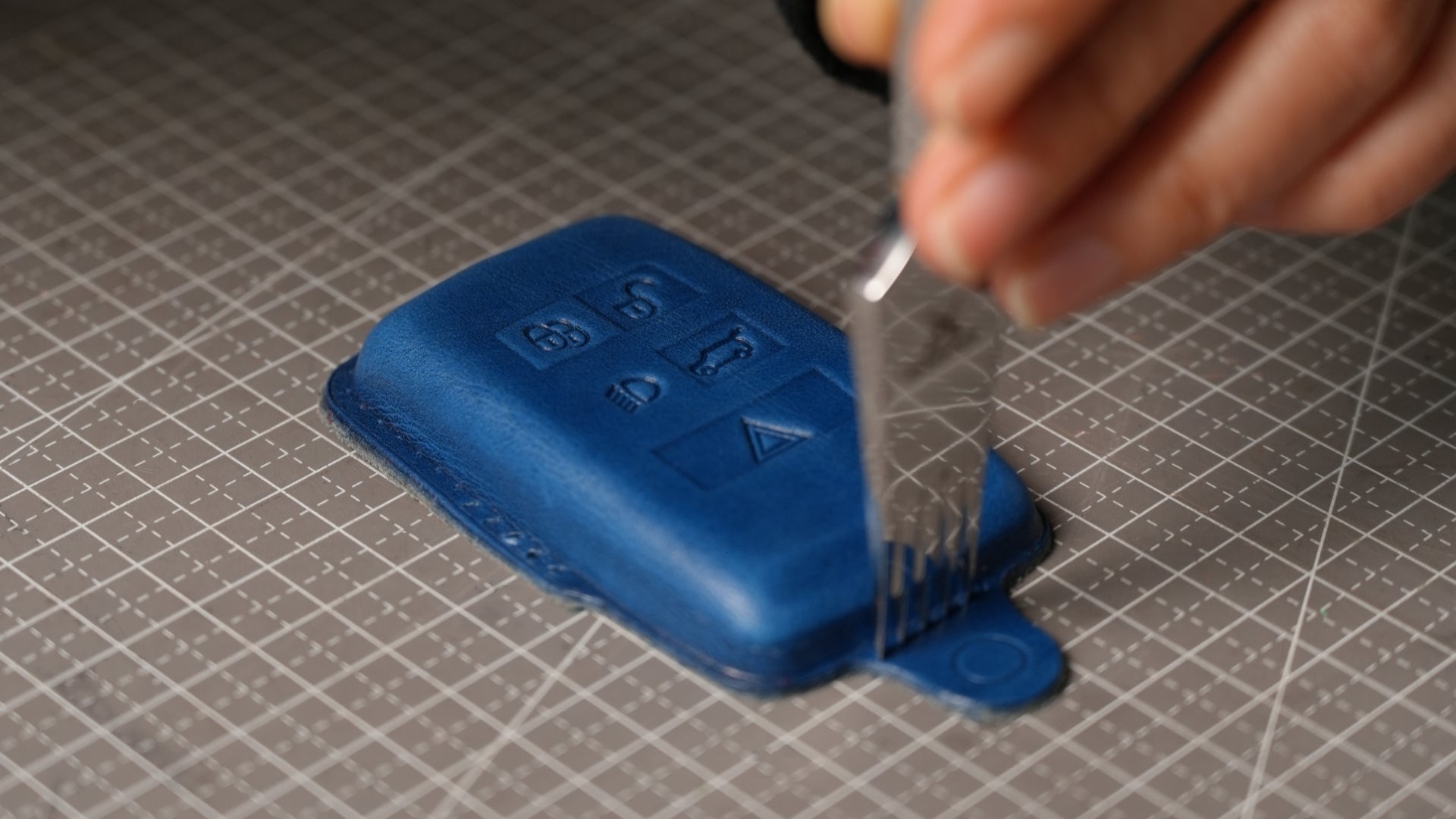 The Joy & Process of Handcrafted Leather Goods: A Craft Lover’s Guide