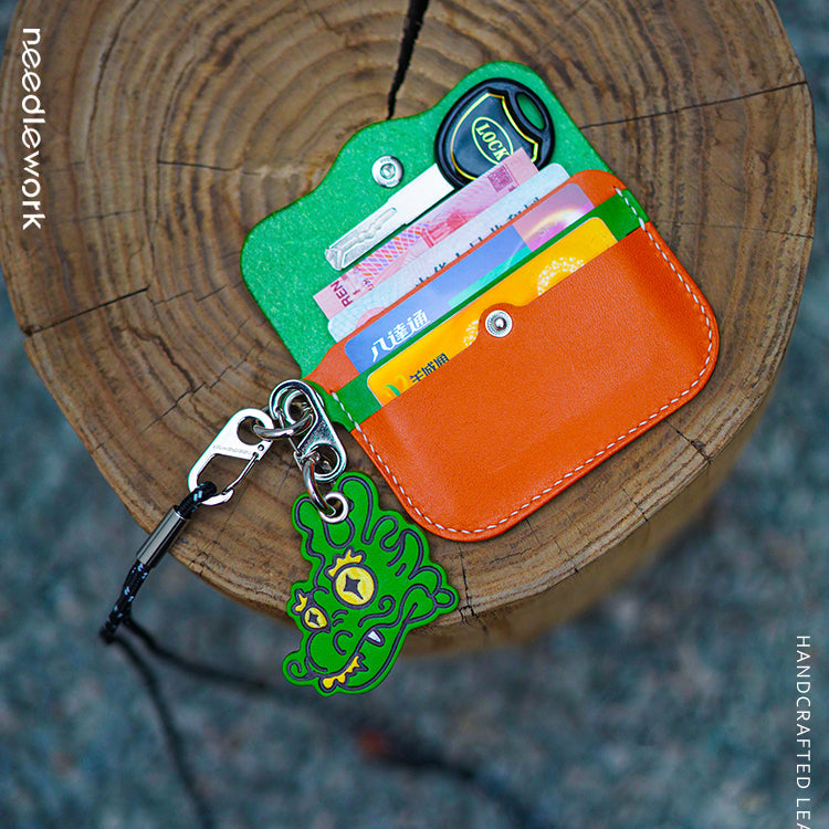 NEEDLEWORK Handmade Leather Card holder