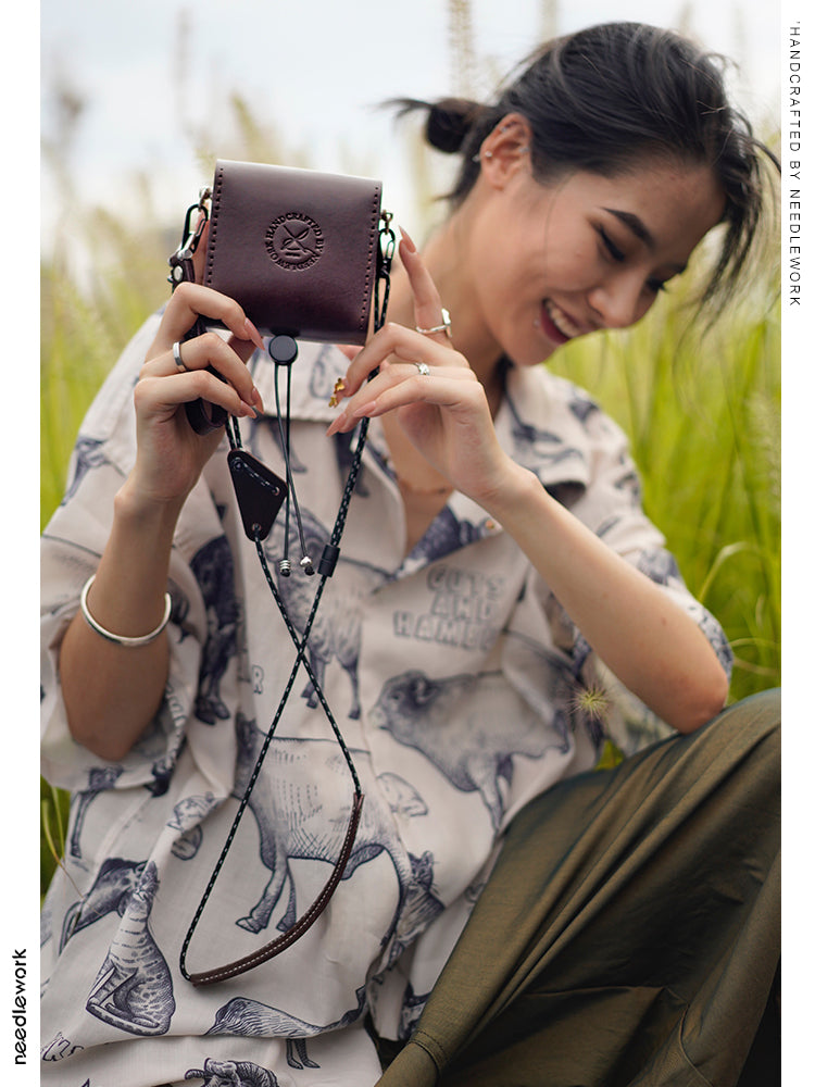 NEEDLEWORK Classic retro creative Leather multifunctional storage bag