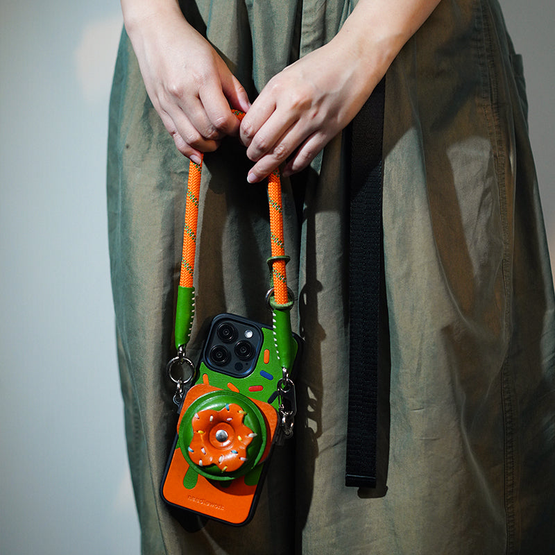 NEEDLEWORK Handcrafted Leather Ice Cream Mirror Holder Phone Case