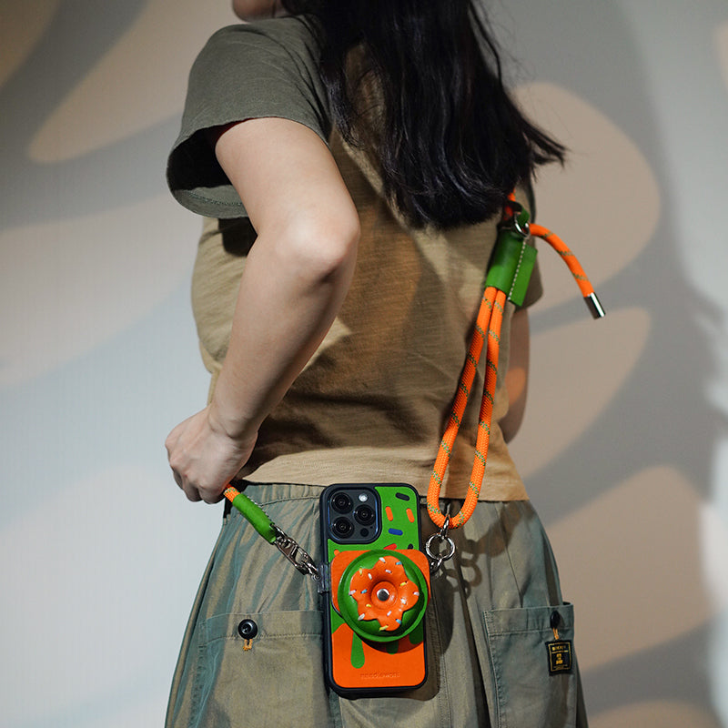 NEEDLEWORK Handcrafted Leather Ice Cream Mirror Holder Phone Case