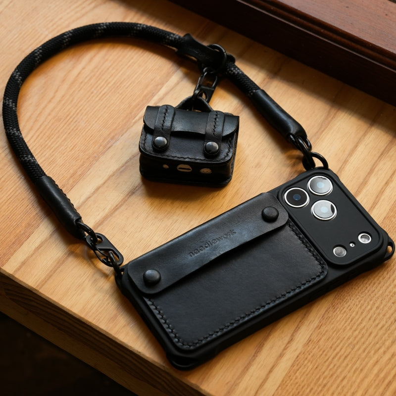 Stylish Kit! Needlework Classic-black Style iPhone 17 Series Leather Wallet Phone Case Set