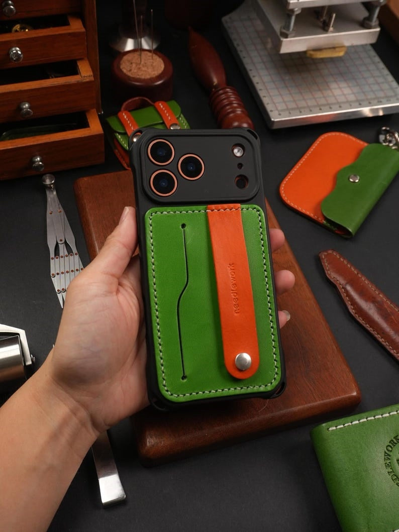 Needlework handcrafted leather iPhone 18 pro/ProMax card holder phone case