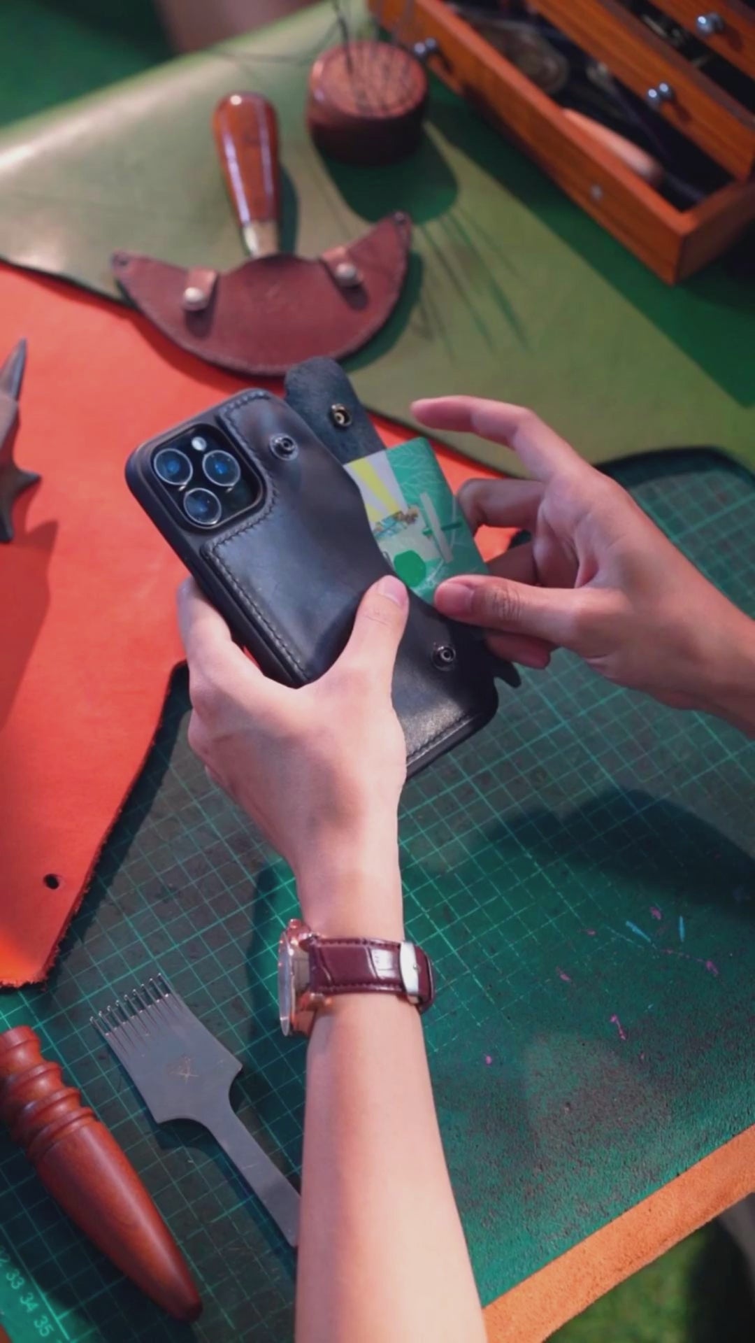 Stylish Kit! Needlework Classic-black Style iPhone 17 Series Leather Wallet Phone Case Set